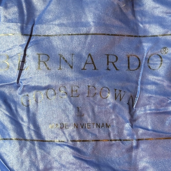 Bernardo Packable vest Black puffer sz L - Picture 3 of 5